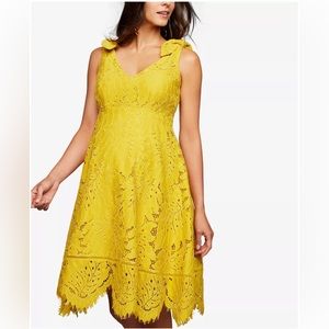 Pea in the Pod Yellow lace maternity dress SZ L (12-16) handkerchief hem